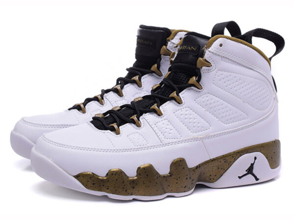 Nike Air Jordan 9 белые с золотым (40-46)