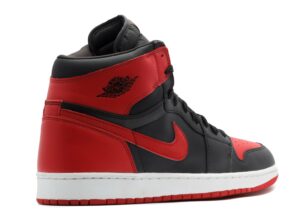 Nike Air Jordan 1 Mid Banned черные с красным кожаные мужские (40-44)