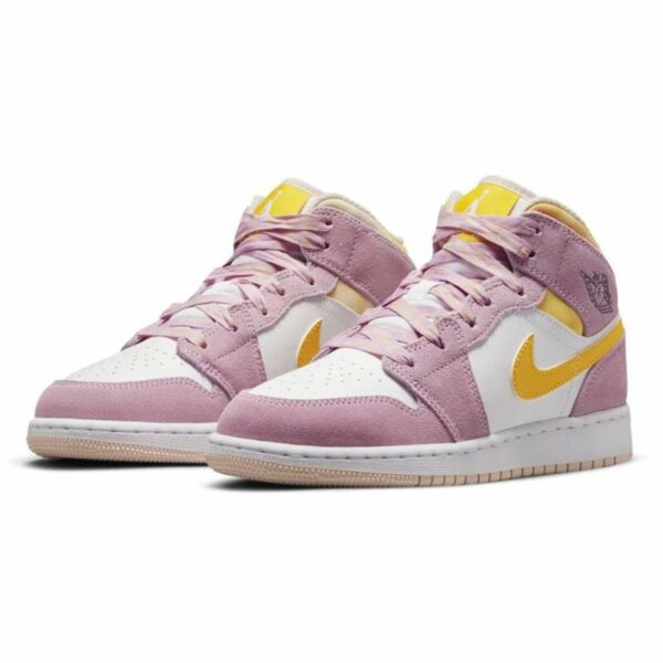 Nike Air Jordan 1 Retro Mid SE GS Arctic Pink белые с розовым и желтым кожа-нубук женские (35-39)